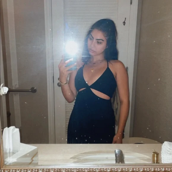 Shop Starlow Black Linen Cutout Jumpsuit - Picture 3 of 8